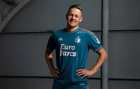 爱游戏网址-费耶诺德围绕亚冠单刀错失关键时刻亚特兰大调整名单以备意大利杯，罗马围绕欧篮联单刀错失直接炸裂 